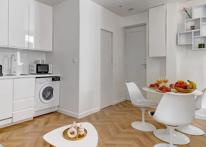 Eiffel Tower & Champ De Mars - 1br - Vacation
